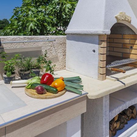 Holiday Home Villa Dora By Interhome Pola Esterno foto
