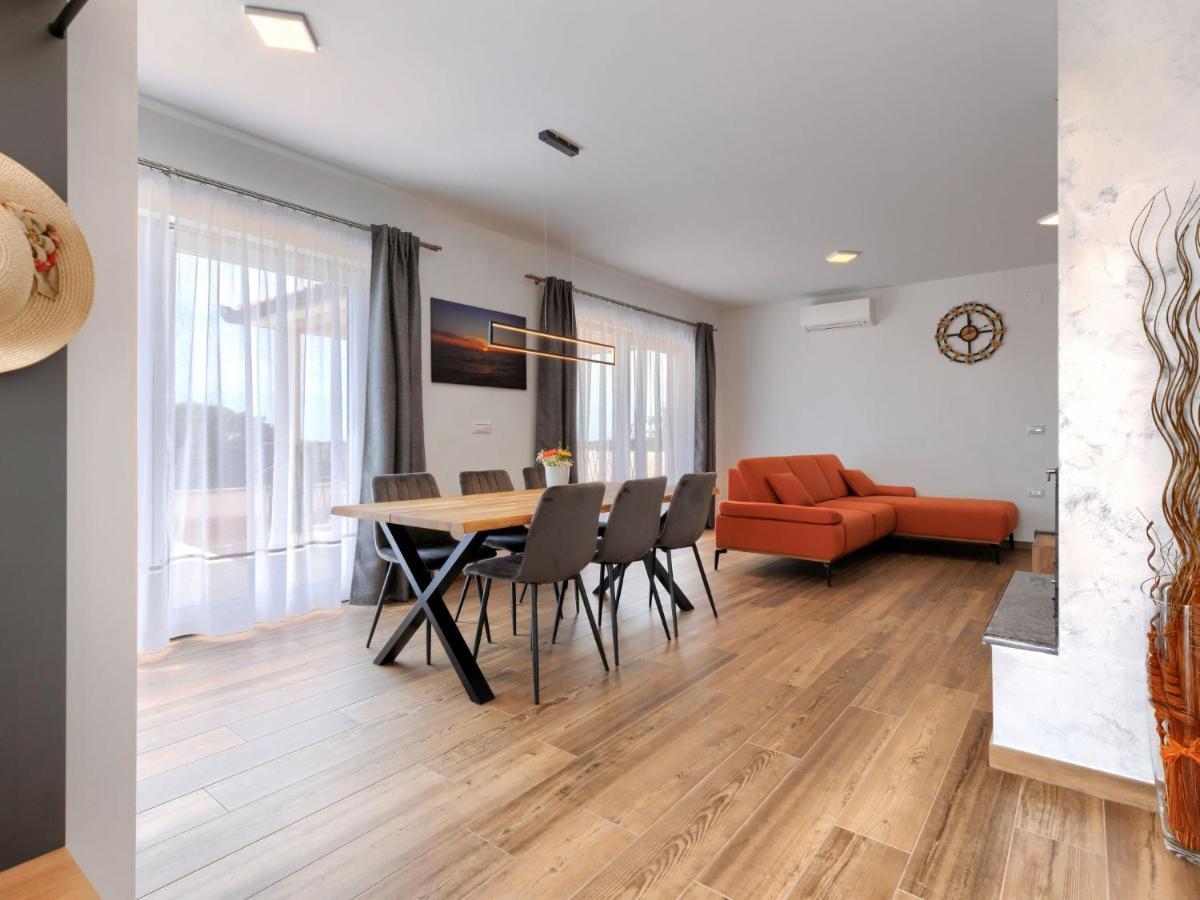 Holiday Home Villa Dora By Interhome Pola Esterno foto