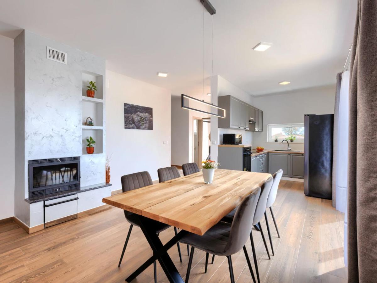 Holiday Home Villa Dora By Interhome Pola Esterno foto