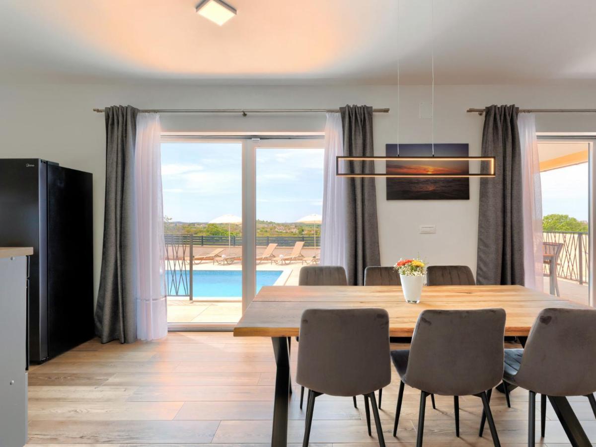 Holiday Home Villa Dora By Interhome Pola Esterno foto