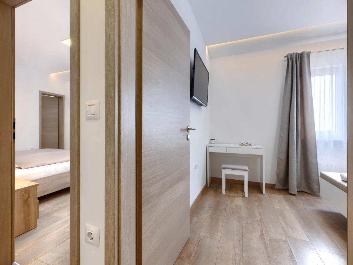 Holiday Home Villa Dora By Interhome Pola Esterno foto