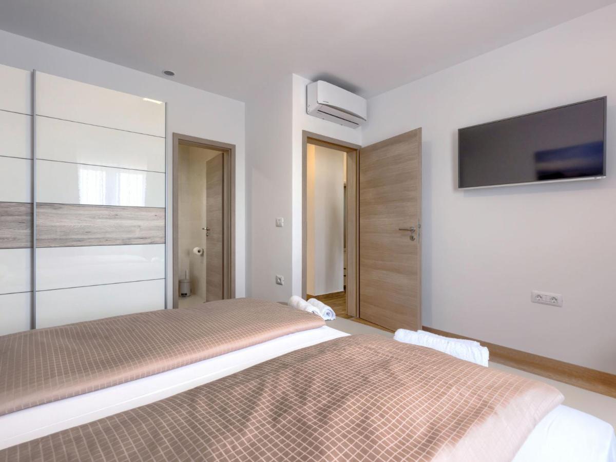 Holiday Home Villa Dora By Interhome Pola Esterno foto